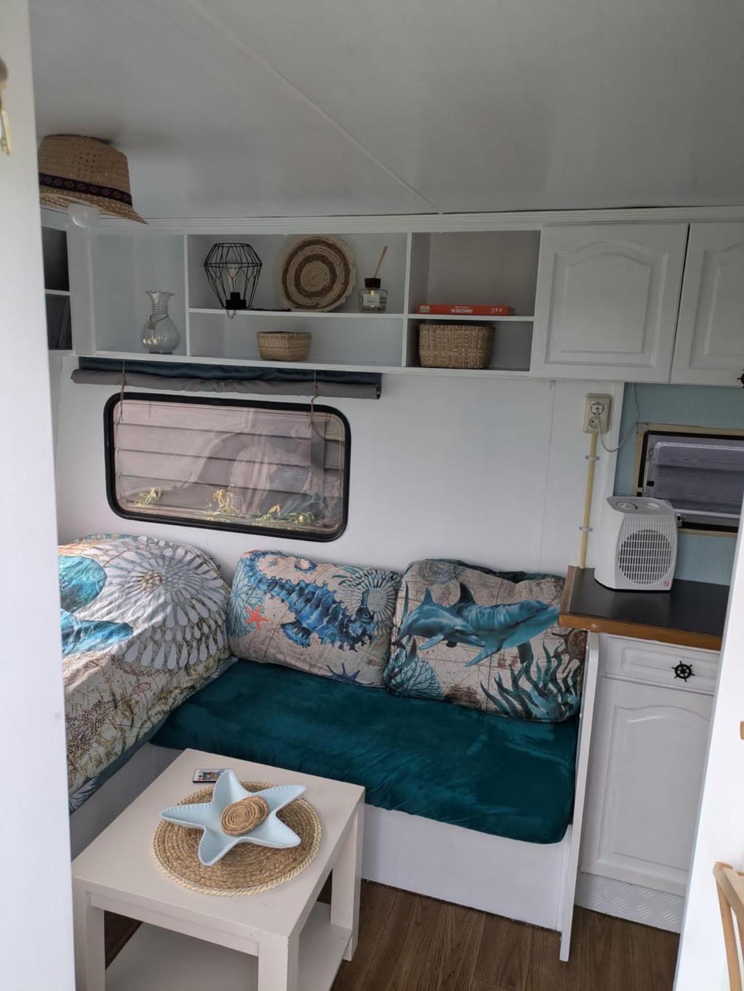 Caravan Zee By Bnb De Kapitein 't Horntje Buitenkant foto