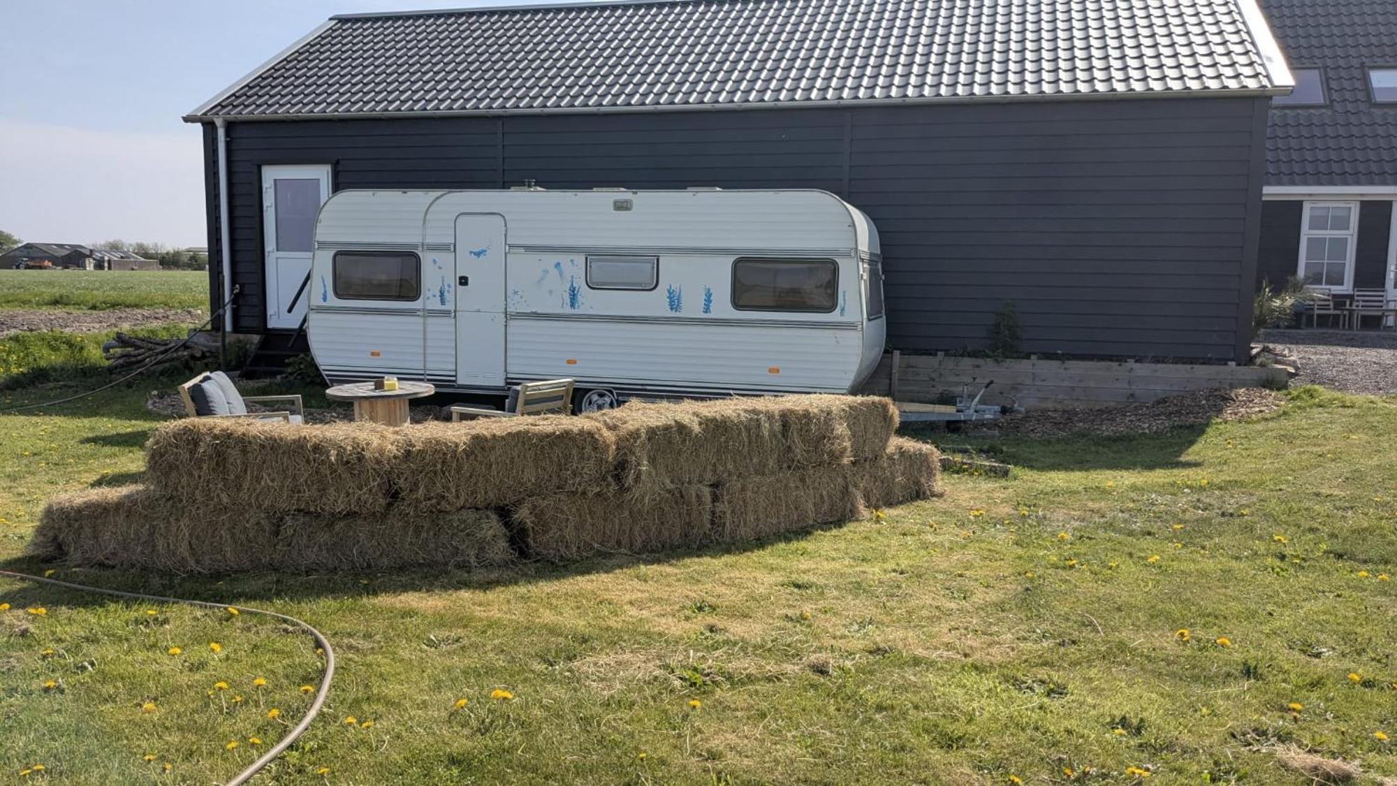 Caravan Zee By Bnb De Kapitein 't Horntje Buitenkant foto