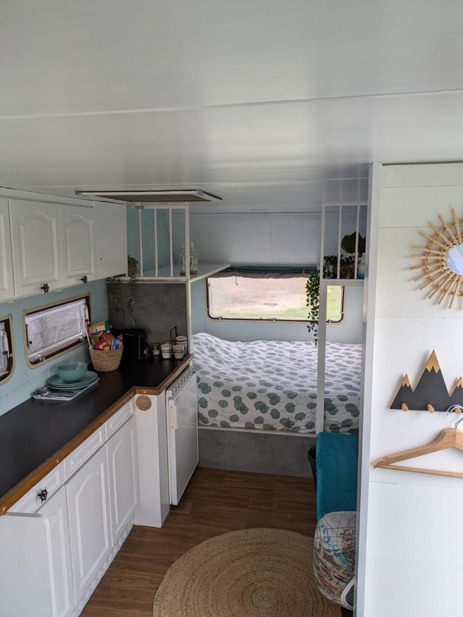 Caravan Zee By Bnb De Kapitein 't Horntje Buitenkant foto